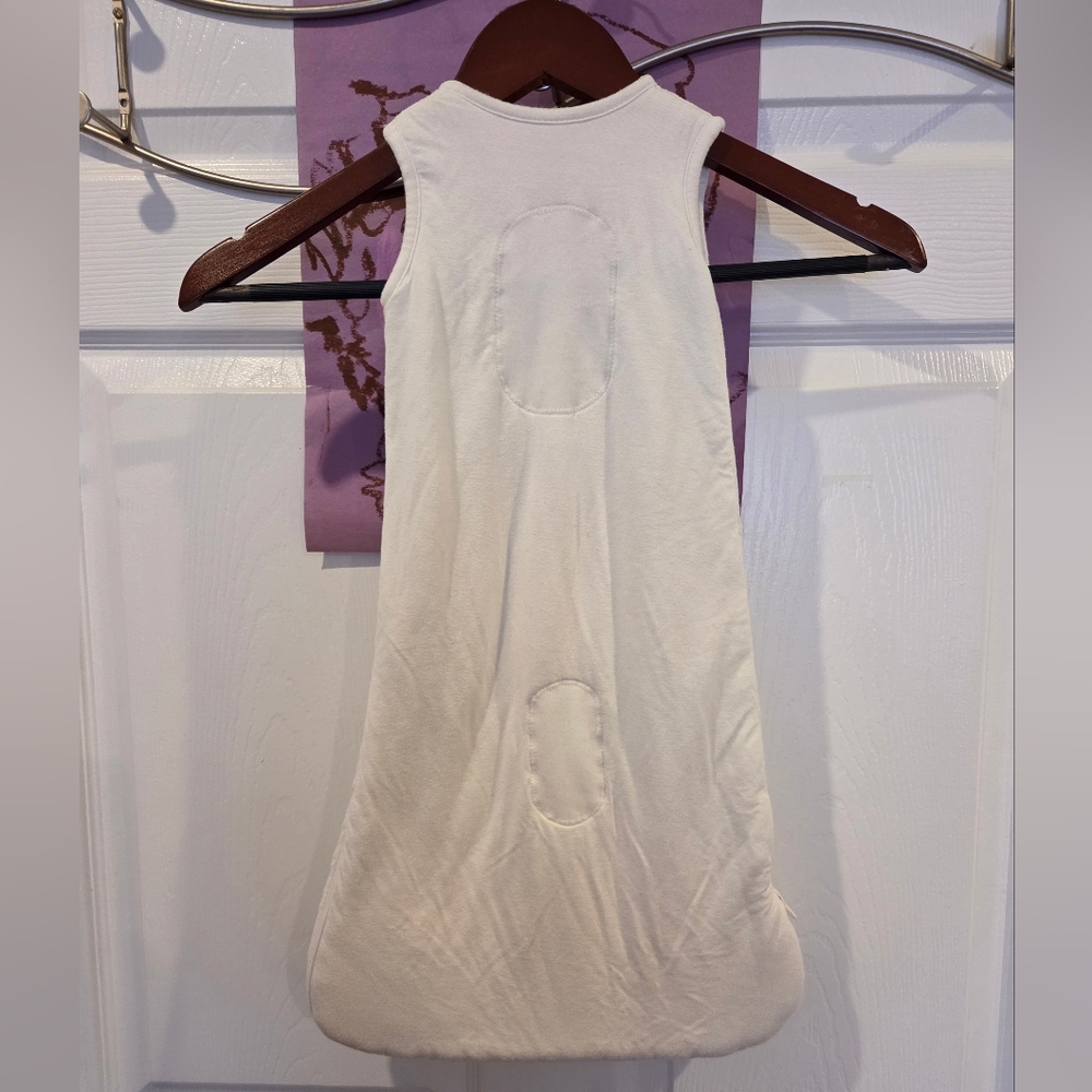 Kyte XS 1.0 Tog Sleep sack. Included Swaddler.